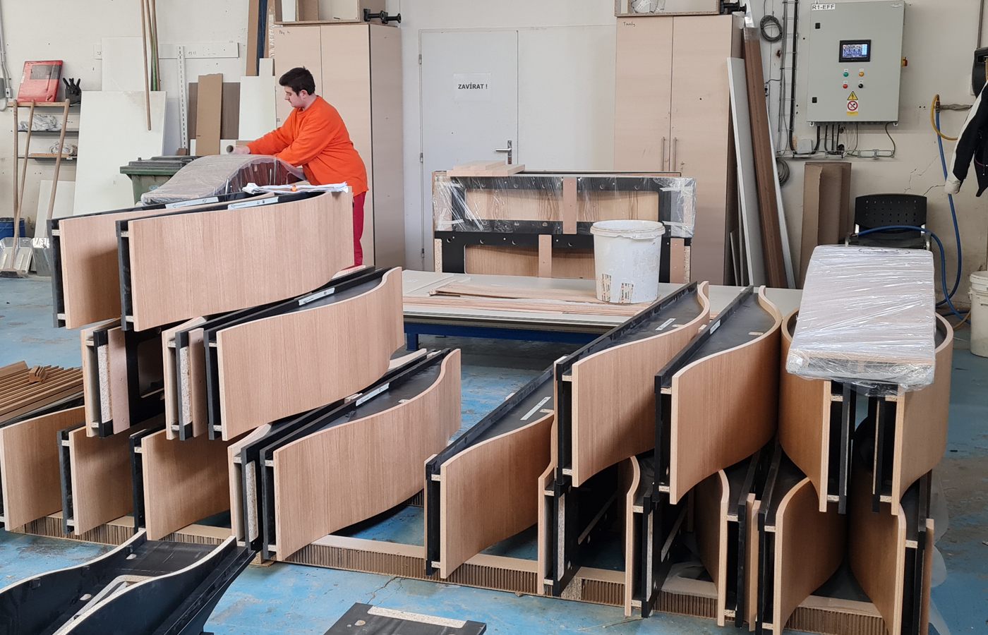 EFF Uherský Brod CZECH REPUBLIC, Columbus Vacuum Press