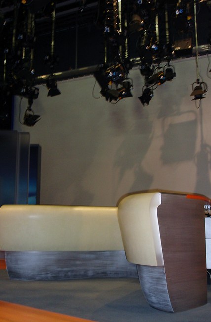 Desk for NDR Tagesschau made with a Columbus vacuum press