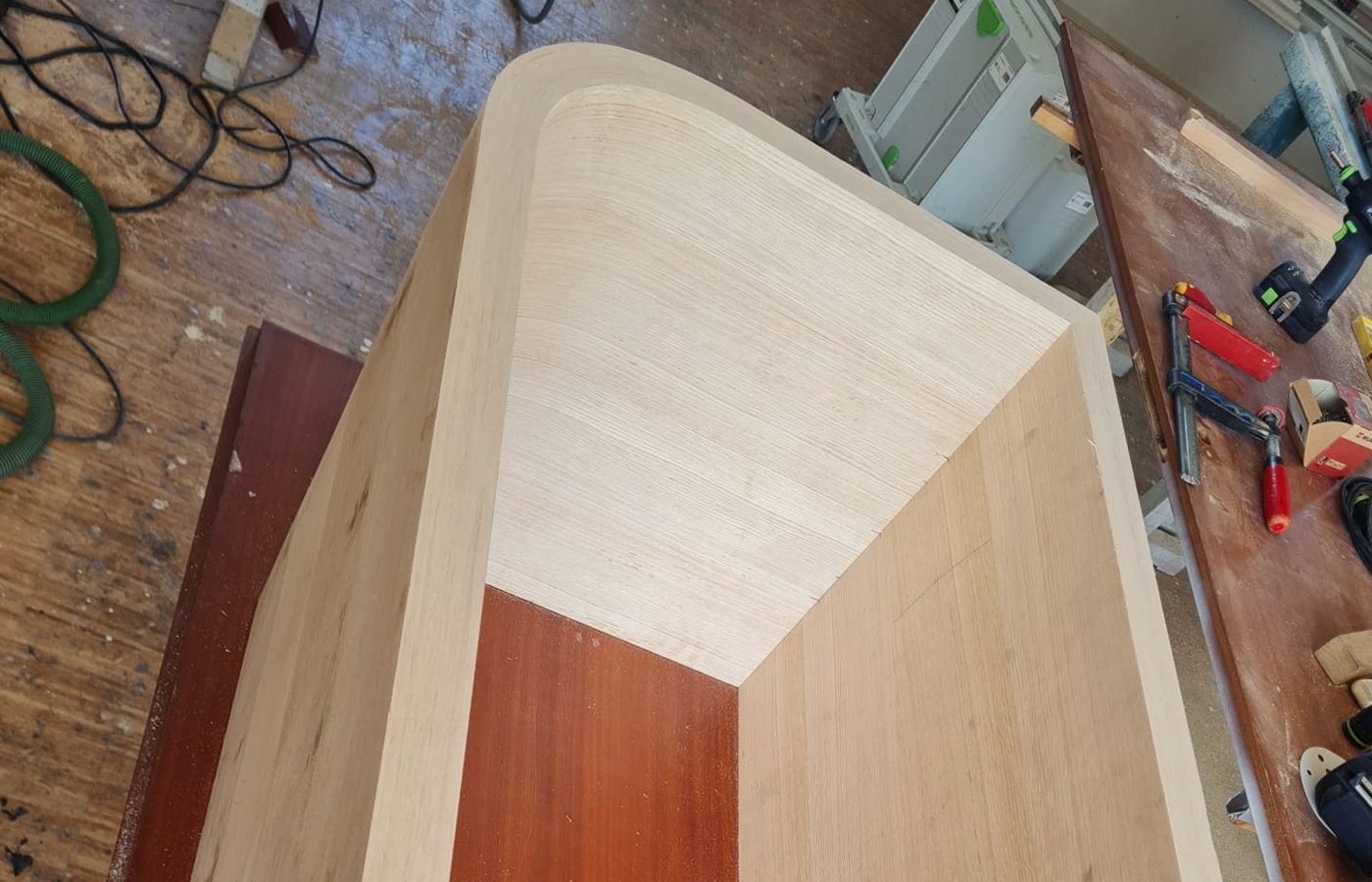 Masterpiece by Schwarz, made with a vacuum press from Columbus